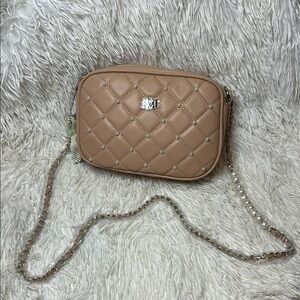 Badgley Mischka Elegant Tan Quilted Crossbody Bag